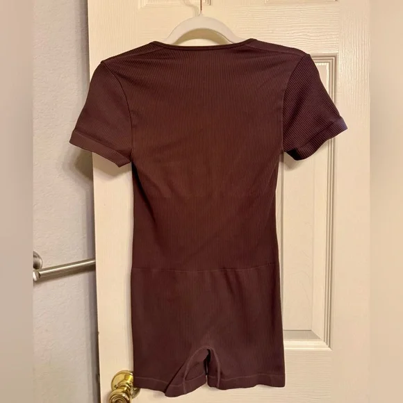 Brown Short Sleeve Jumpsuit - Picture 3 of 6